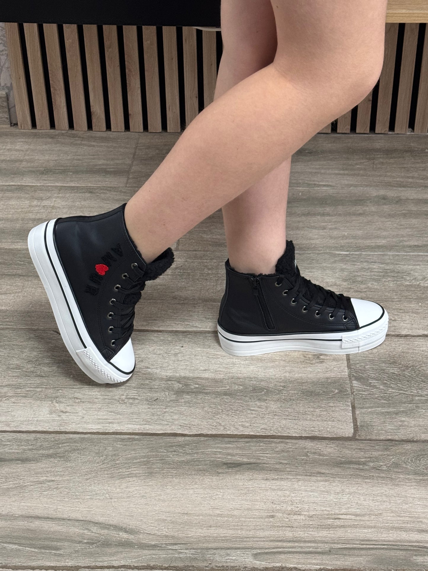 Baskets ''PEPITA''